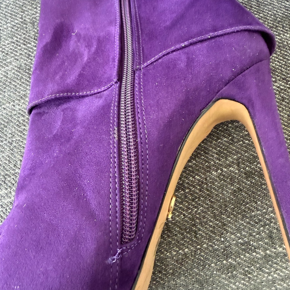 SOLD SOLD SOLD
EUC Thalia Sodi Womens Faux Suede Ankle Booties In PLUM Size 7.5 - Picture 5 of 15